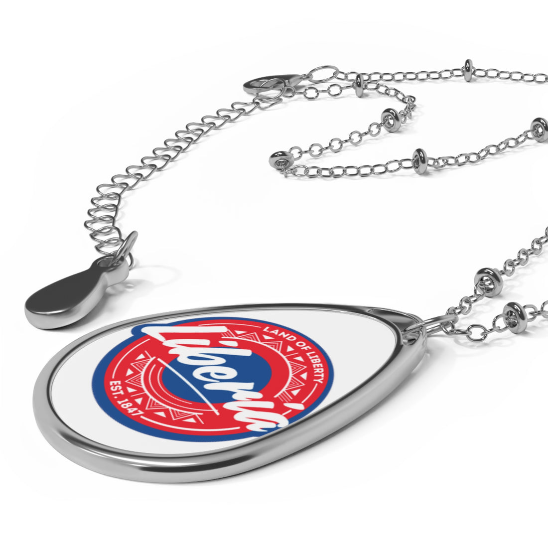 Elegant oval necklace